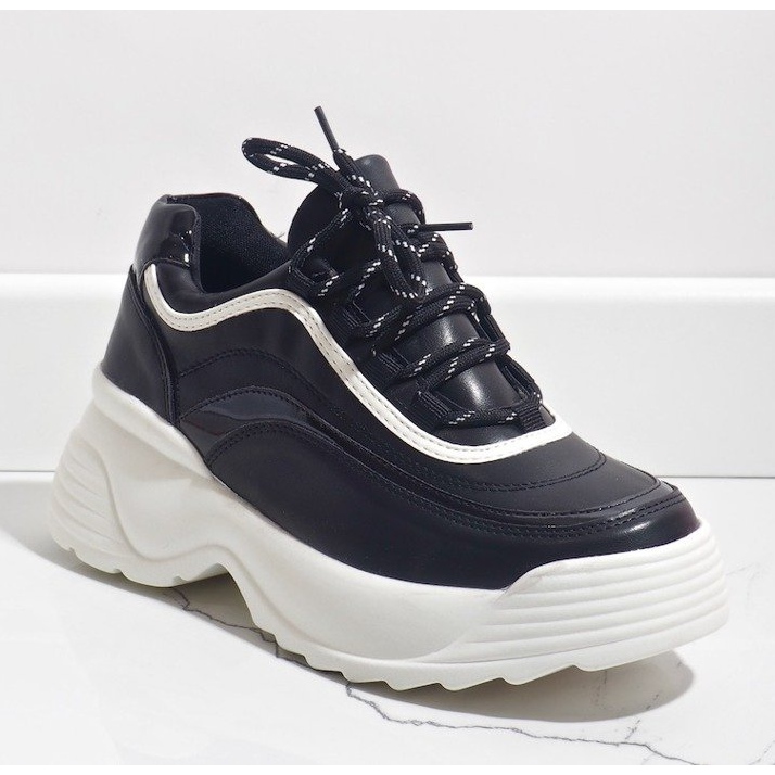 Svarta, eko-läder sport sneakers 7918-Y 1