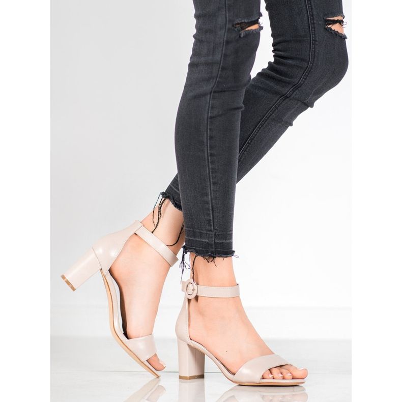 Evento Klassiska högklackade sandaler beige 1