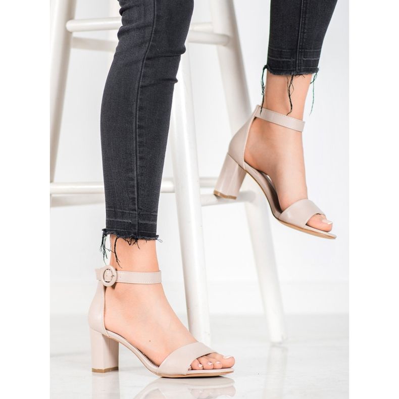 Evento Klassiska högklackade sandaler beige 2