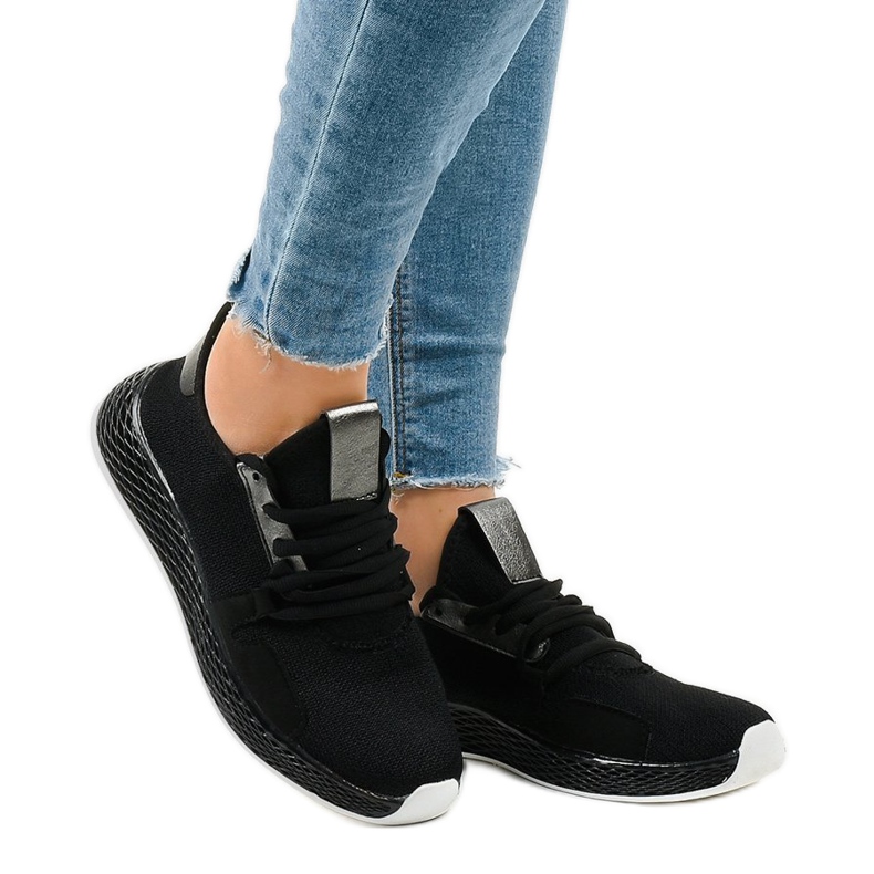 Svarta sportskor BL20190-SP 1