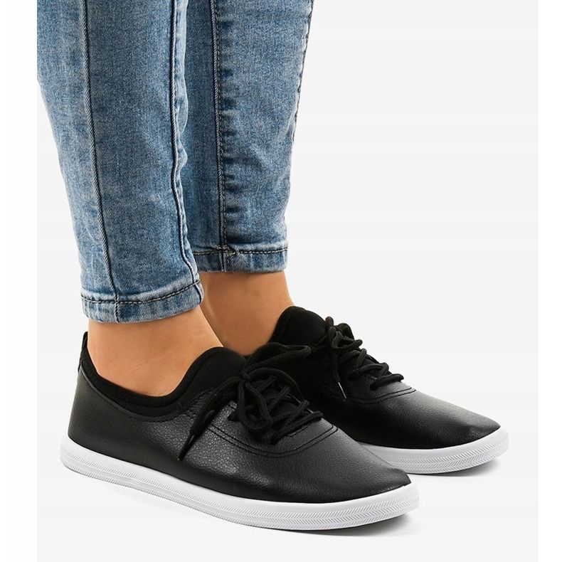 Svarta klassiska sneakers W9782-1 1