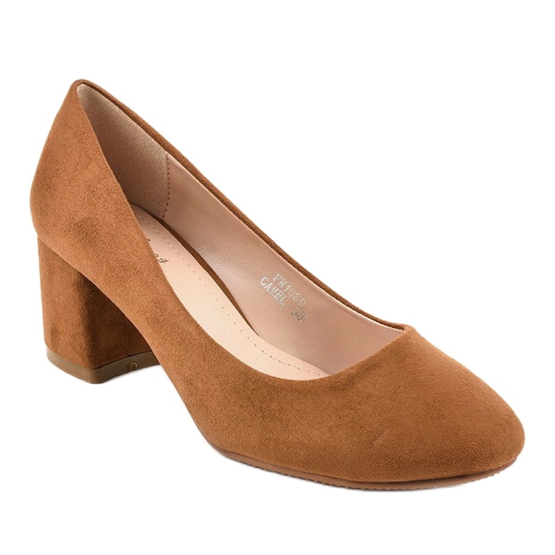 Brun mocka pumpar på FM1089 stolpen 1