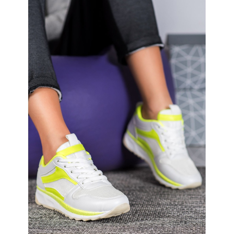 SHELOVET Knutna vita skor 2