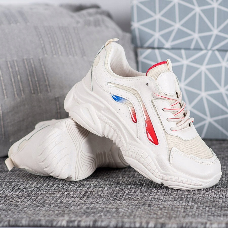 SHELOVET Trendiga sneakers på plattformen vit 1
