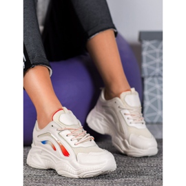 SHELOVET Snygga beige sneakers 1