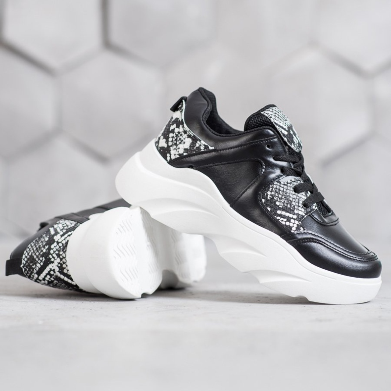 Weide Moderiktiga Eco Leather Sneakers svart 1