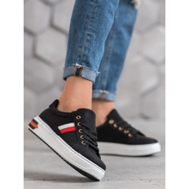 SHELOVET Sportskor tillverkade av ekoläder svart 1