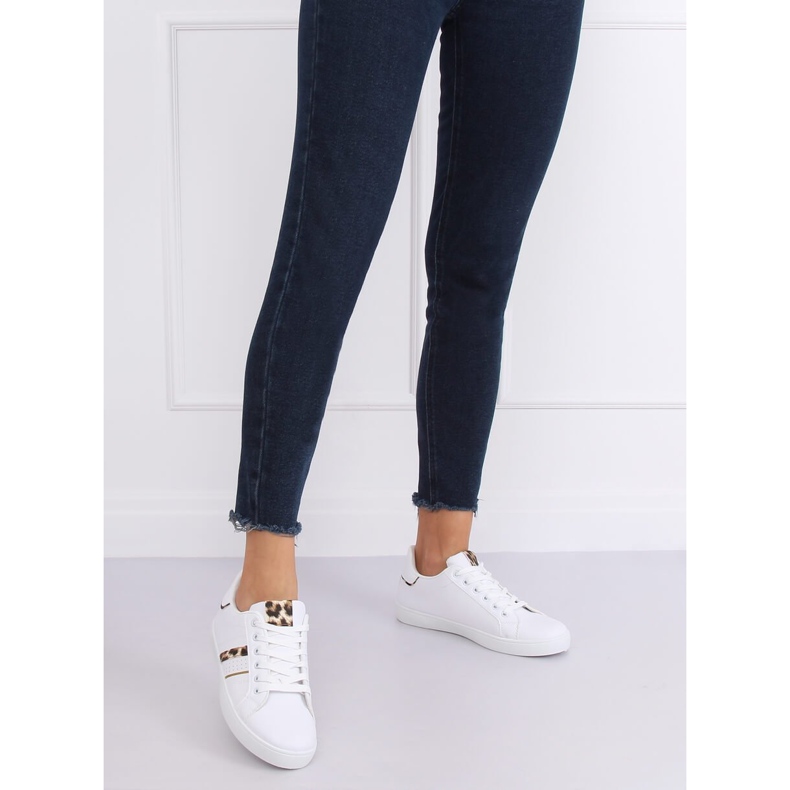 Vita damskor K-388 VIT / LEOPARD 2