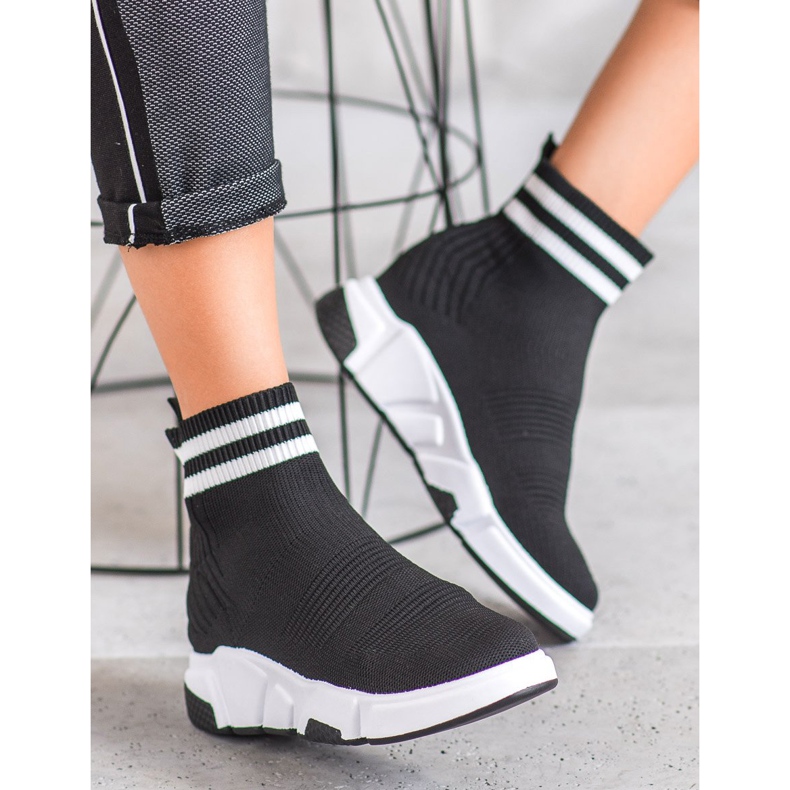 SHELOVET Slip-on skor med remmar svart 2