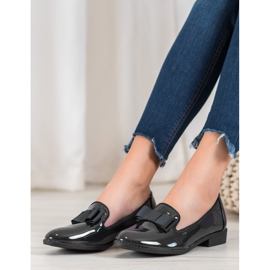 Fama Lackade herrar med en rosett svart 1