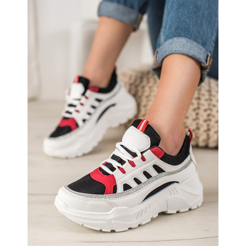 SHELOVET Snygga sneakers vit 1