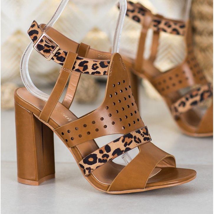 Small Swan Sandaler i genomskinligt leopardtryck brun 1