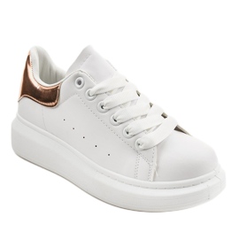 Vita sneakers på en tjock sula 650-3 1