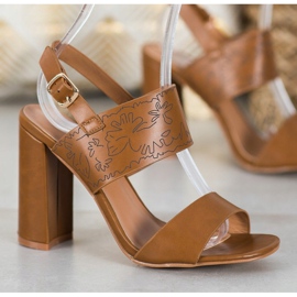 Small Swan Sandaler med mönster brun 1