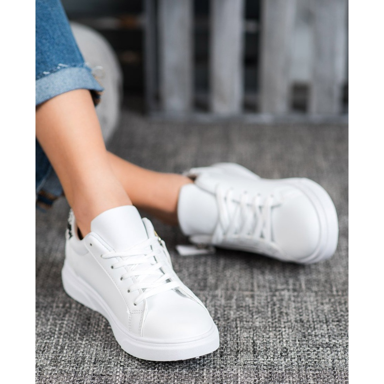 SHELOVET Sportskor med dekorativ dragkedja vit 2