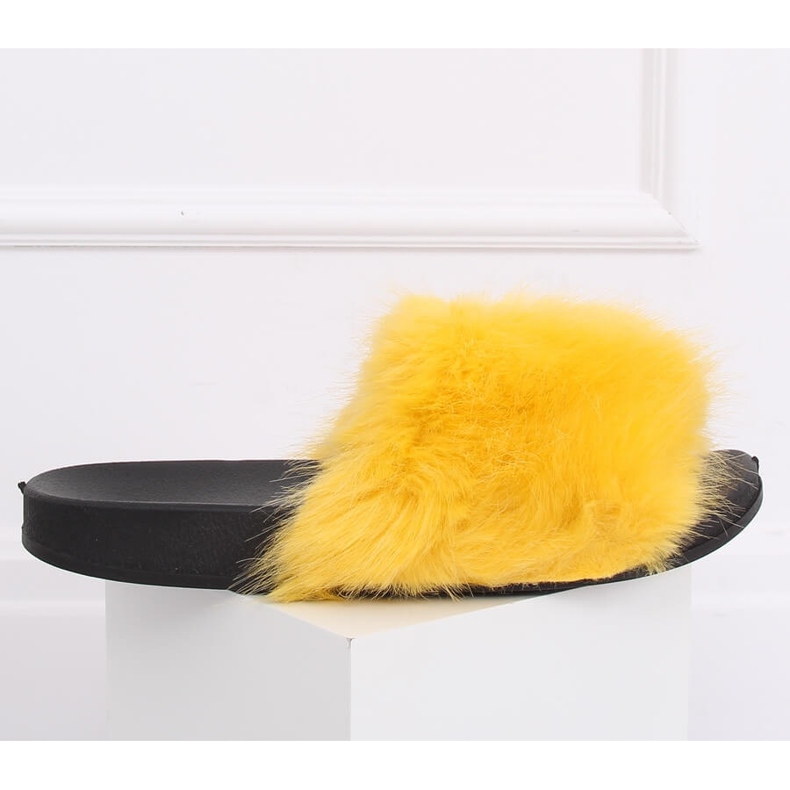Gula CK107P Gula päls tofflor 2