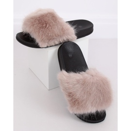 Beige tofflor med päls CK107P Beige 1