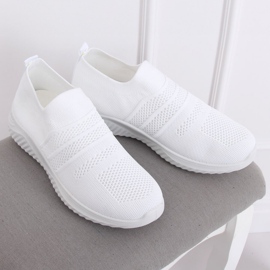 Vita NB331P Vita sportskor 2