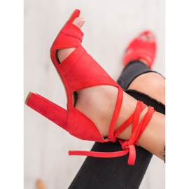 Seastar Knutna sandaler på ett inlägg röd 2