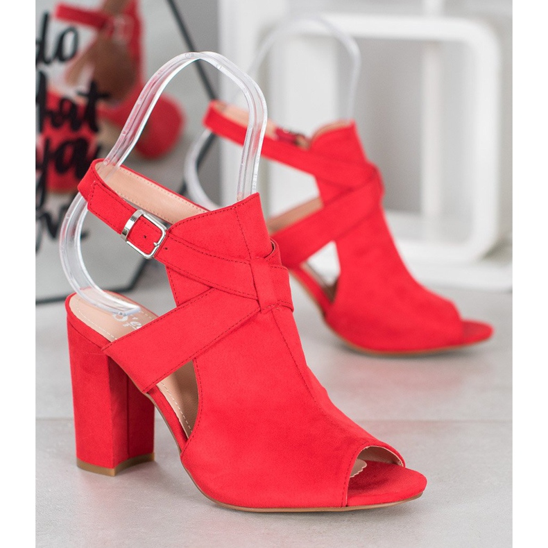 Seastar Snygga sandaler på en bar röd 1