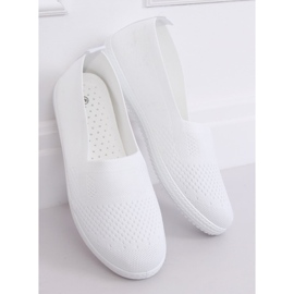 NB338P Vit sneakers i mesh 1