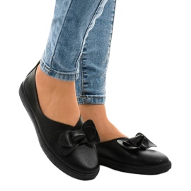 Svarta slip-on sneakers 8895-1 1