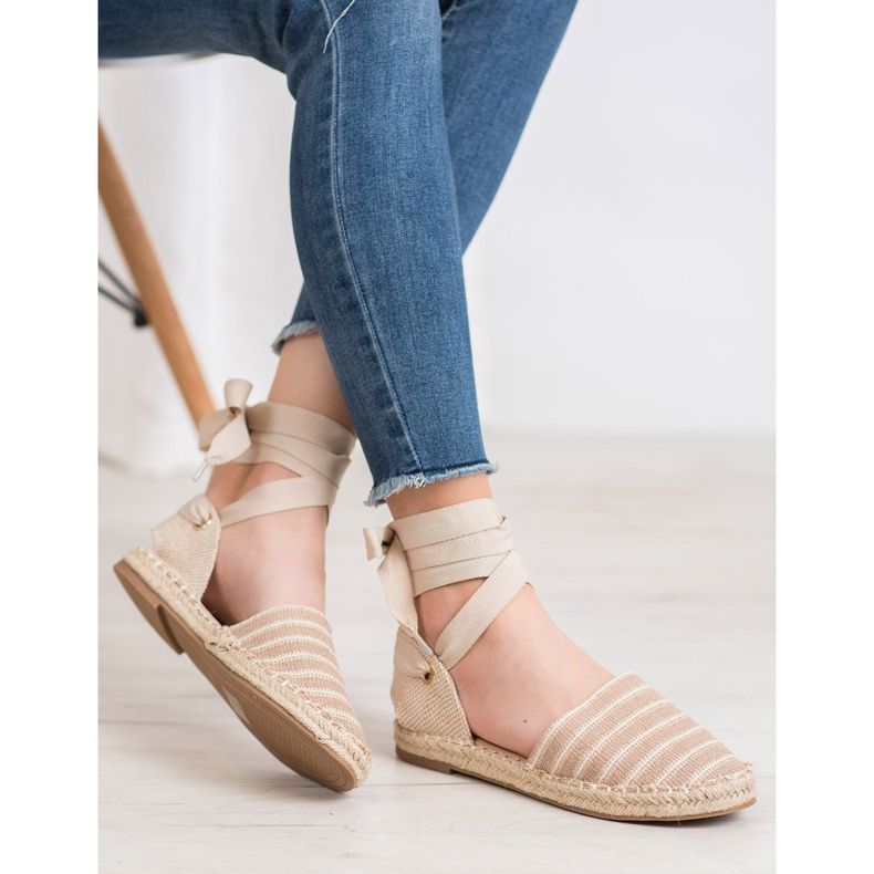 Small Swan Espadriller med dekorativt band beige 2