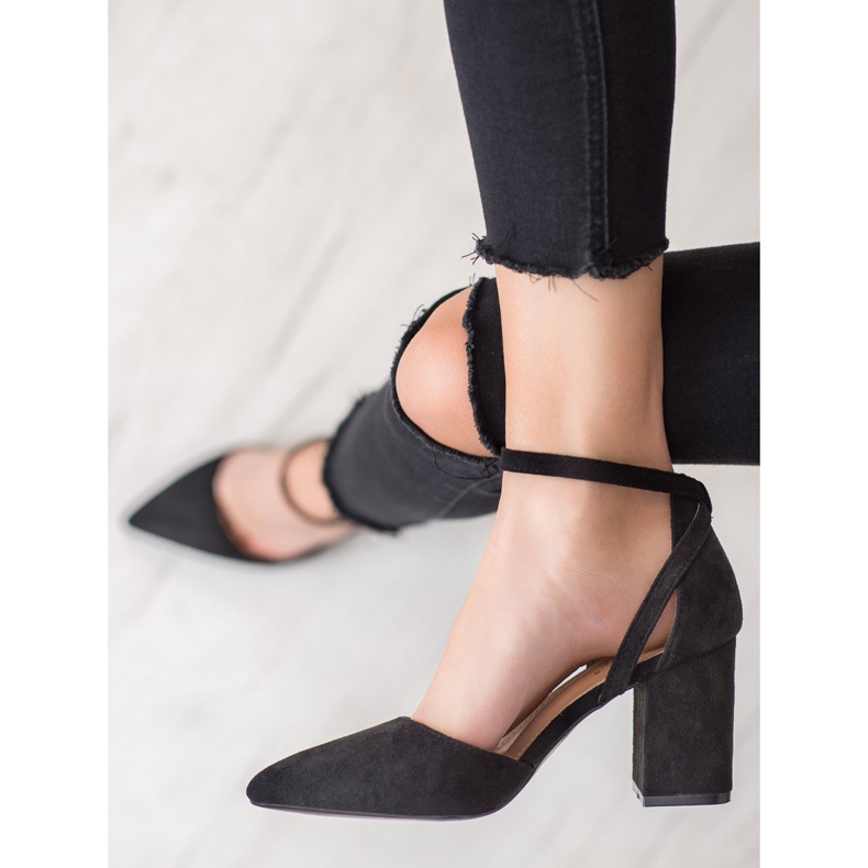 Seastar Snygga mockapumpar svart 1