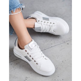 SHELOVET Snörade sportskor vit 1