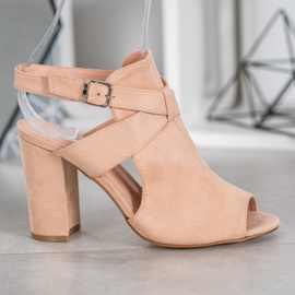 Seastar Snygga sandaler på en bar brun 2