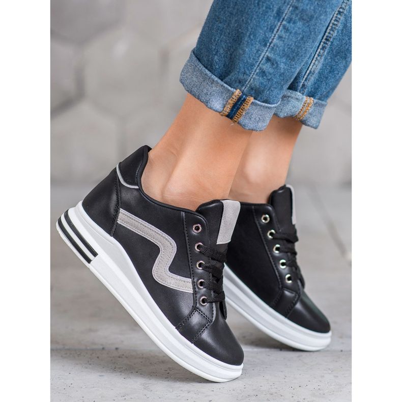 SHELOVET Sportskor med dold kil svart 2