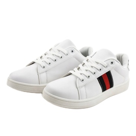 Vita klassiska sneakers D1903-319 svart röd 2