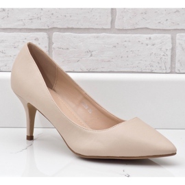 Beige låga pumps på en K308 häl 1