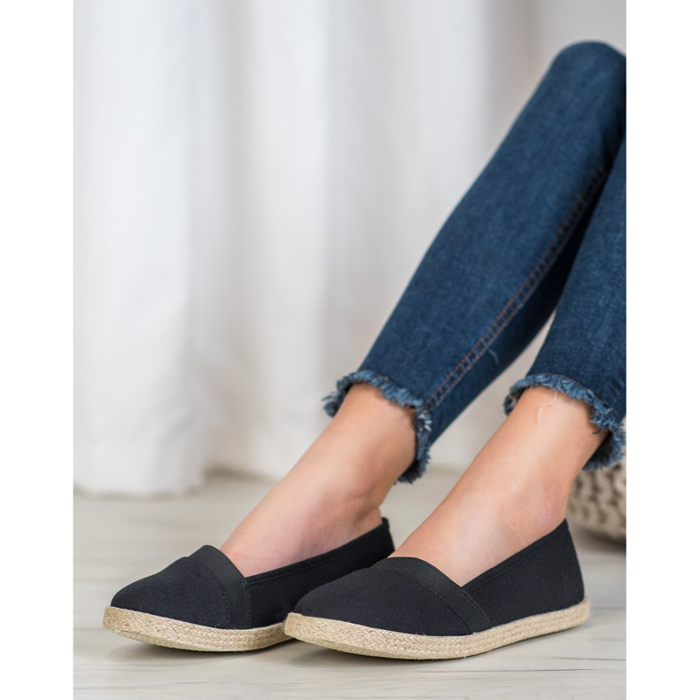 MCKEYLOR Slip-On skor svart 2
