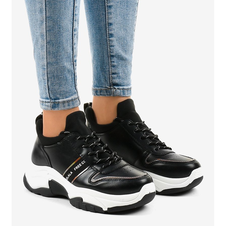 Moderiktiga sneakers tillverkade av ekoläder B0-189 svart 1