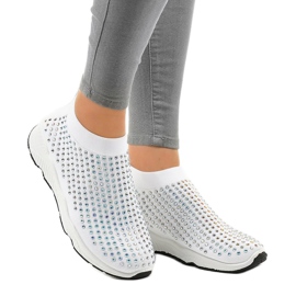 Vita sportskor med kubiska zirkoner LG27 1