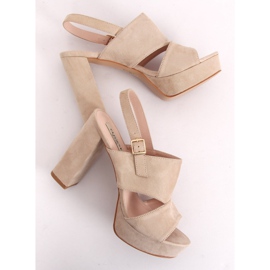 Sandaler på stolpen beige 9R02 Beige brun grön 1