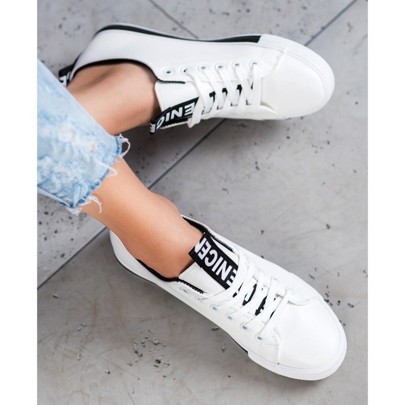 SHELOVET Sneakers med Eco Leather Nice vit 2