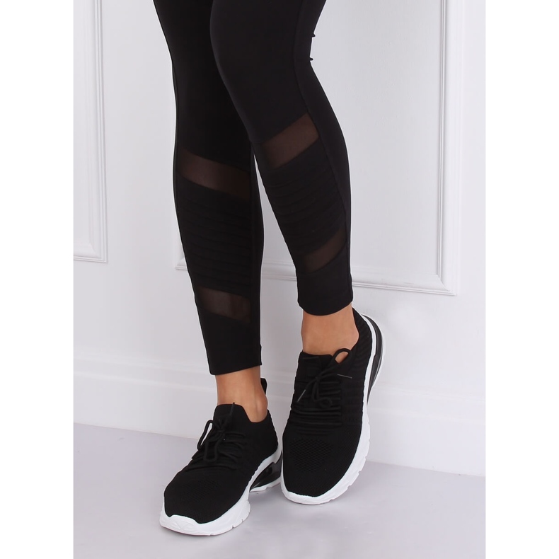 Svarta ZH-6 Svarta sportskor 1