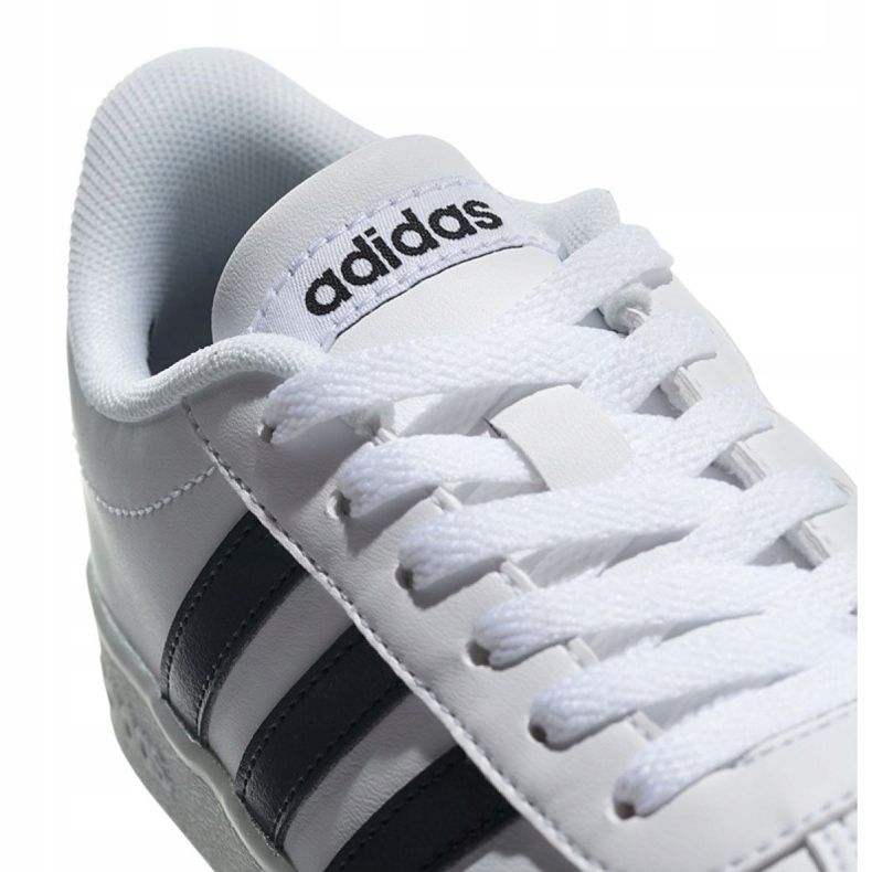 Adidas Vl Court 2.0 Jr DB1831 skor vit 2