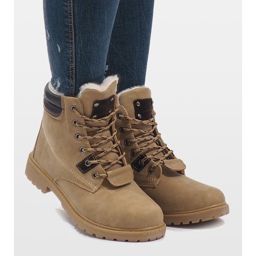 Kamelisolerade stövlar D494C-8 brun 2