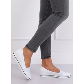 Vit kilballerinas S81B001 Vit 1