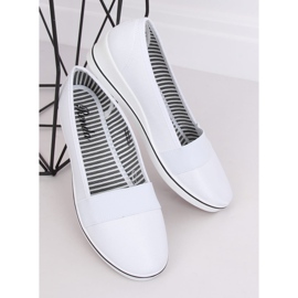 Vit kilballerinas S81B001 Vit 2