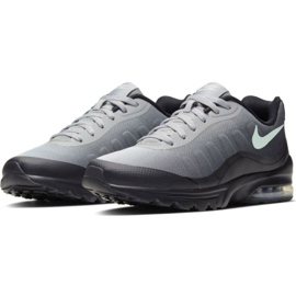Nike Air Max Invigor M CW2648 001 grå 1