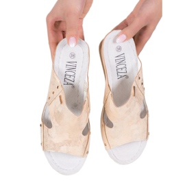 VINCEZA Sandaler med kil gyllene 2