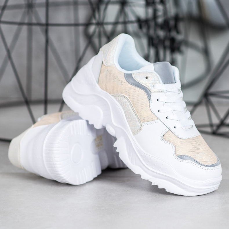 SHELOVET Lätta sneakers vit 1