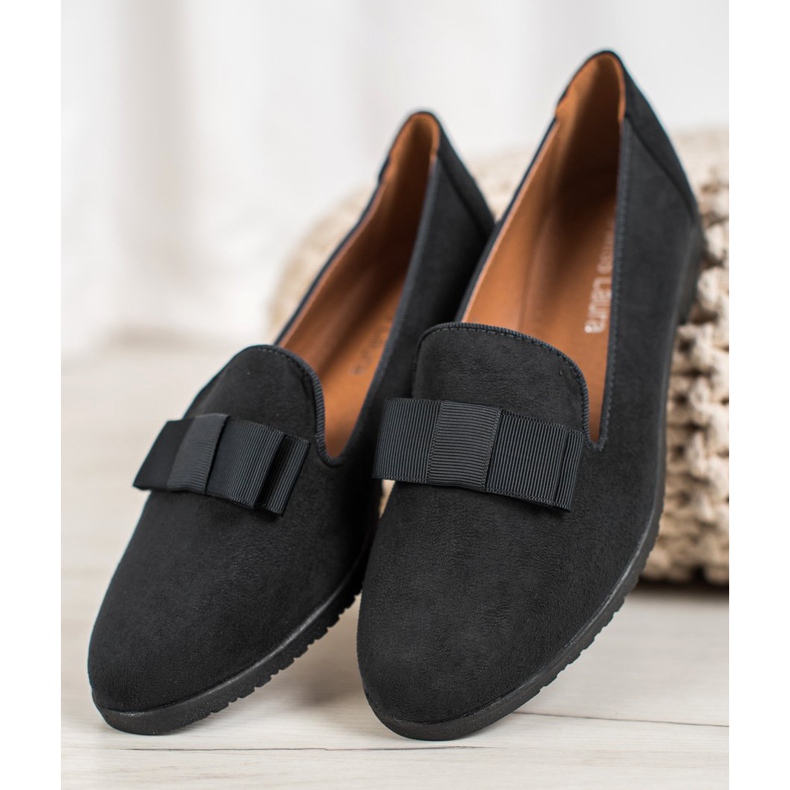 Miss Laura Lords With A Bow svart 2