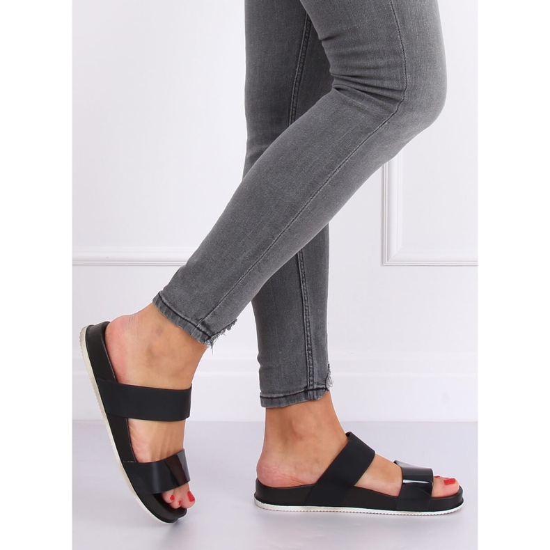 Svarta CK66P Svarta tofflor med gummiband 2