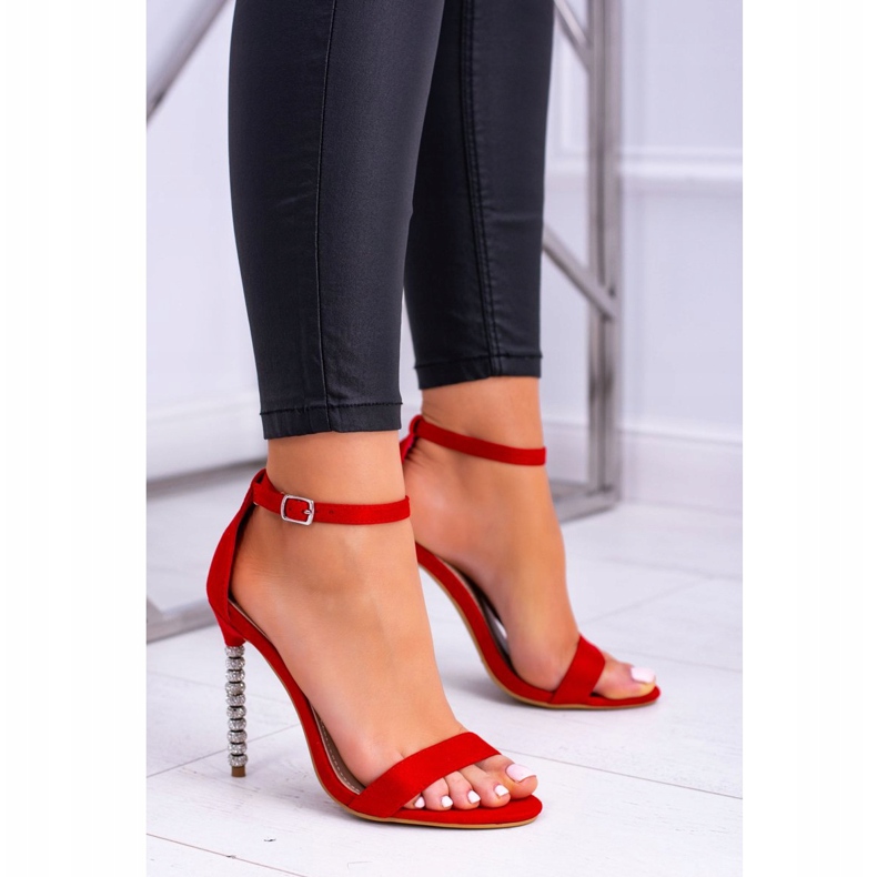 BUGO Kvinnors sandaler på hög klack dekorerad med Cubic Zirconia Elida röd 1