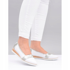 Stagórs Polska lädervita ballerinor Moro Persi 2